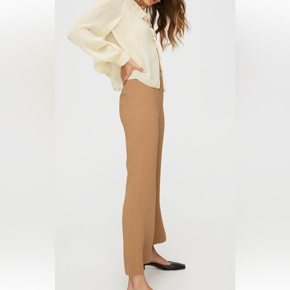 Kick flare Aritzia pants - Picture 2 of 3